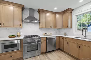 685 Springs Fireplace Rd, East Hampton, NY 11937 - Photo 10