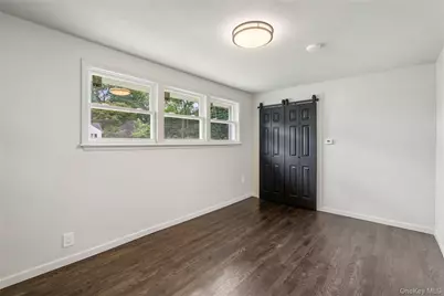 14 Windsor Drive, New Windsor, NY 12553 - Photo 16