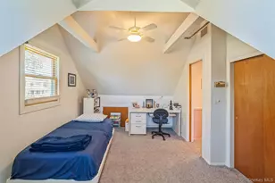 1048 Windermere Rd, Franklin Square, NY 11010 - Photo 22