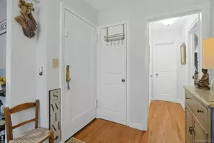 1279 California Rd, Eastchester, NY 10709 - Photo 4