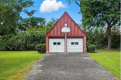 11 Robinhood Road, White Plains, NY 10605 - Photo 40