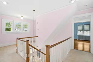 11 Robinhood Rd, White Plains, NY 10605 - Photo 18