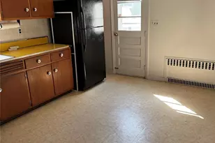 47 Brewster Ave, Yonkers, NY 10701 - Photo 4