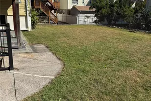 47 Brewster Ave, Yonkers, NY 10701 - Photo 8