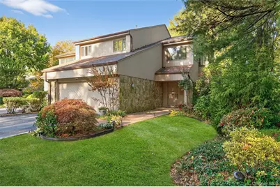 11 Willada Lane, Glen Cove, NY 11542 - Photo 2