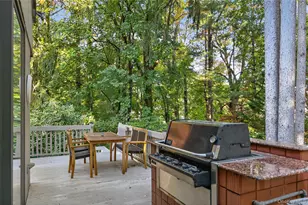 11 Willada Ln, Glen Cove, NY 11542 - Photo 38