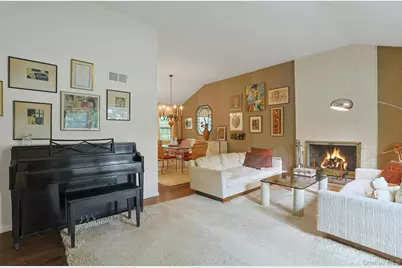 129 Hillandale Drive, New Rochelle, NY 10804 - Photo 8