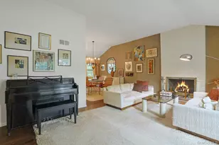 129 Hillandale Dr, New Rochelle, NY 10804 - Photo 8