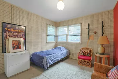 129 Hillandale Drive, New Rochelle, NY 10804 - Photo 18