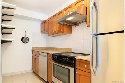 64-34 Grand Central Parkway #1E, Forest Hills, NY 11375 - Photo 12