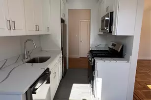 762 Brady Ave, Bronx, NY 10462 - Photo 8