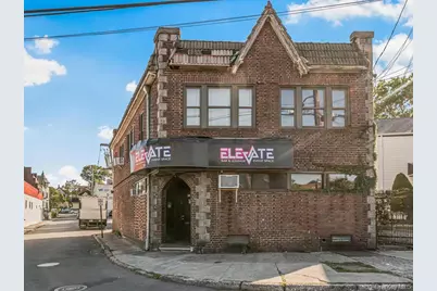 130 E 1st Street, Mount Vernon, NY 10550 - Photo 2