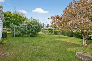 47 10th St, Locust Valley, NY 11560 - Photo 18