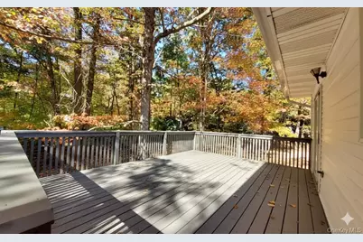 3 Carroll Drive, Woodbury, NY 10930 - Photo 4