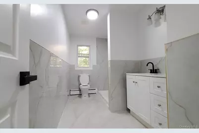 3 Carroll Drive, Woodbury, NY 10930 - Photo 8