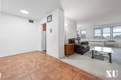 43-10 Kissena Boulevard #10E, Flushing, NY 11355 - Photo 2