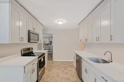 15 Sayville Road, Mastic Beach, NY 11951 - Photo 10