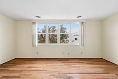 230 Fleet Court #16230, Bronx, NY 10473 - Photo 8