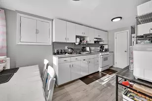 1818 Tomlinson Ave, Bronx, NY 10461 - Photo 6