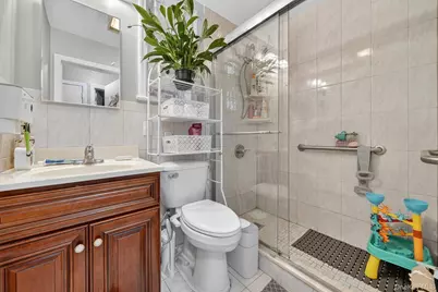 1818 Tomlinson Avenue, Bronx, NY 10461 - Photo 14