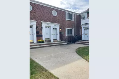 264-11 73rd Avenue #128A4, Glen Oaks, NY 11004 - Photo 2