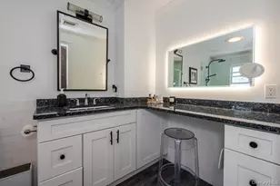 79 Curley St, Long Beach, NY 11561 - Photo 14