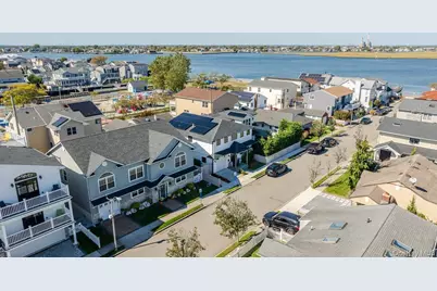 79 Curley Street, Long Beach, NY 11561 - Photo 28