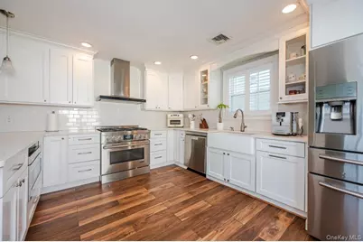 79 Curley Street, Long Beach, NY 11561 - Photo 10