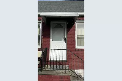 264-15 82nd Ave #2, Floral Park, NY NY 11 - Photo 2