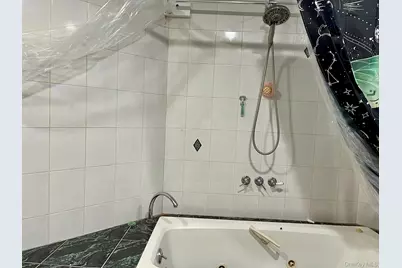 87 9th Avenue, Holtsville, NY 11742 - Photo 16