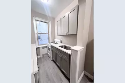 3321 Bruckner Boulevard #2M, Bronx, NY 10461 - Photo 8