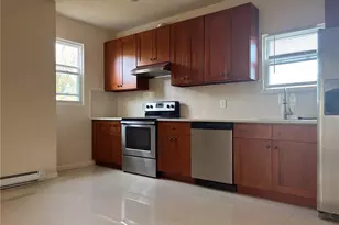 63 Orchard St, Marlboro, NY 12542 - Photo 2