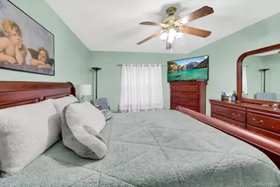 3226 Ampere Avenue, Bronx, NY 10465 - Photo 20