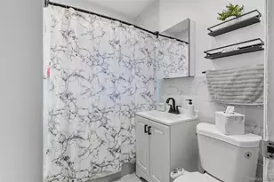 1395 Kearney Ave, Bronx, NY 10465 - Photo 16