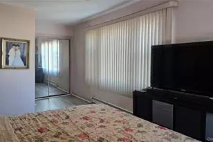 170 E Mineola Ave, Valley Stream, NY 11580 - Photo 24