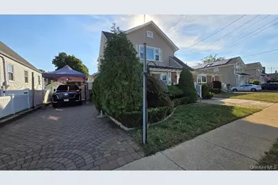 170 E Mineola Avenue, Valley Stream, NY 11580 - Photo 36