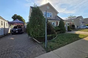 170 E Mineola Ave, Valley Stream, NY 11580 - Photo 36