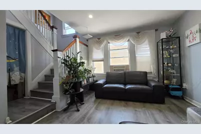 170 E Mineola Avenue, Valley Stream, NY 11580 - Photo 6