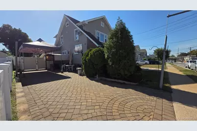 170 E Mineola Avenue, Valley Stream, NY 11580 - Photo 34