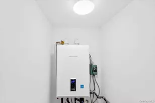 6 Edgewater Park, Bronx, NY 10465 - Photo 16