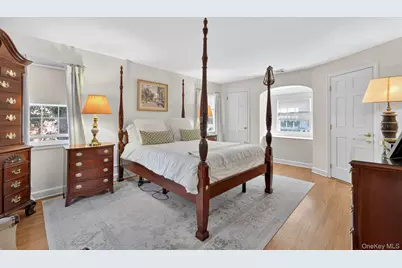 53 Eakins Road, Manhasset, NY 11030 - Photo 20