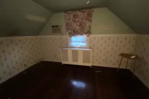 10 Purdy Ct, Rockville Centre, NY 11570 - Photo 8
