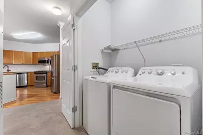 850 E Main Street #322, Stamford, CT 06902 - Photo 14