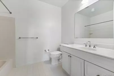 850 E Main Street #322, Stamford, CT 06902 - Photo 10