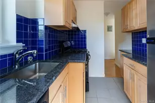 5355 Henry Hudson Pkwy, Bronx, NY 10471 - Photo 8