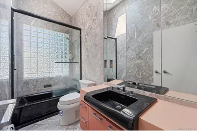 19 Dumond Place, Coram, NY 11727 - Photo 24