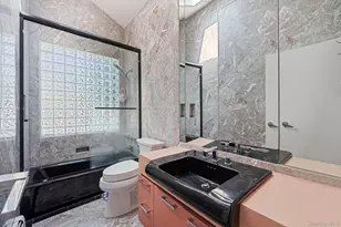 19 Dumond Pl, Coram, NY 11727 - Photo 24