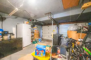 19 Dumond Pl, Coram, NY 11727 - Photo 36