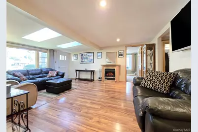 3 Broadway, Ronkonkoma, NY 11779 - Photo 6