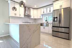 109 North Dr, Massapequa, NY 11758 - Photo 10